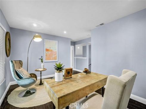 2000  Camino Centroloma  , Fullerton, CA