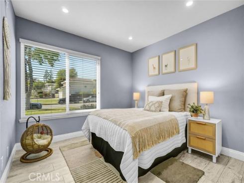 2000  Camino Centroloma  , Fullerton, CA