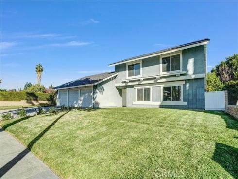2000  Camino Centroloma  , Fullerton, CA