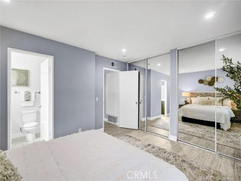 2000  Camino Centroloma  , Fullerton, CA