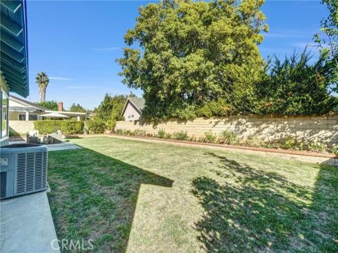 2000  Camino Centroloma  , Fullerton, CA