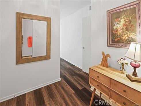 1360  Shadow  G  Lane, Fullerton, CA