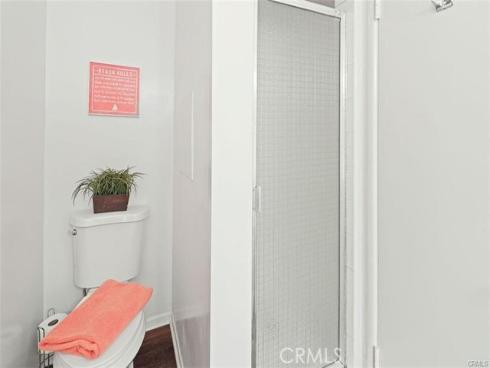 1360  Shadow  G  Lane, Fullerton, CA