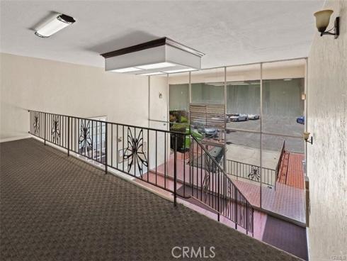 1360  Shadow  G  Lane, Fullerton, CA