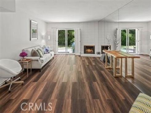 1360  Shadow  G  Lane, Fullerton, CA