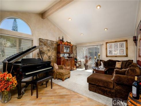 3821  Potrero  , Fullerton, CA