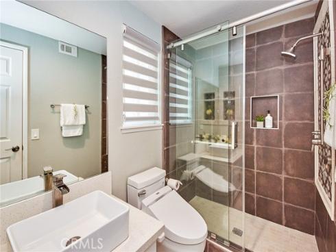 1860  Brooke  , Fullerton, CA