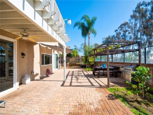 1860  Brooke  , Fullerton, CA