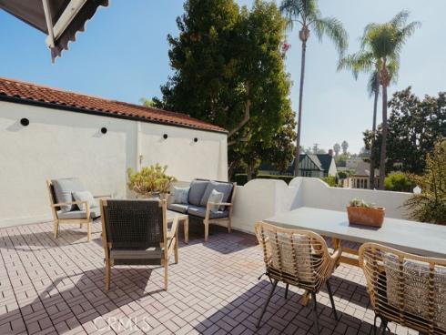 521 W Whiting   Avenue, Fullerton, CA