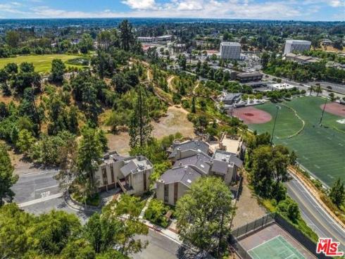 1307  Shadow  I  Lane, Fullerton, CA