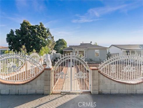 1104  Williamson  , Fullerton, CA