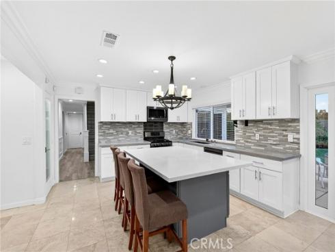 1510  El Paso Ln  , Fullerton, CA