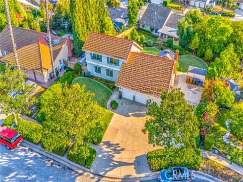 1510  El Paso Ln  , Fullerton, CA