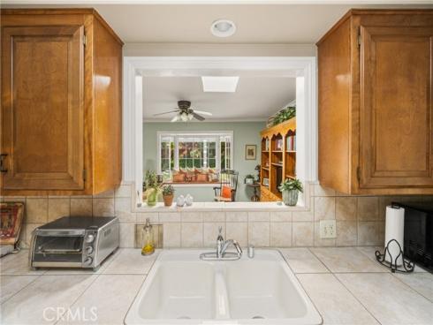 2932  Charles Ave  , Fullerton, CA