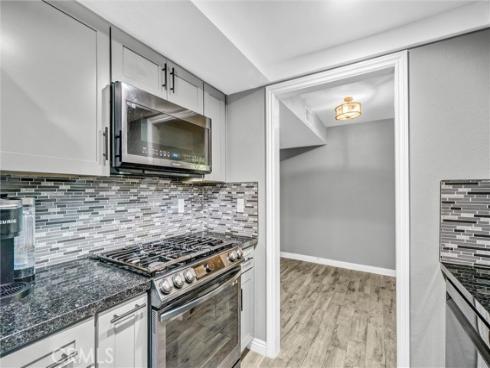 1135  Rosecrans  30A , Fullerton, CA