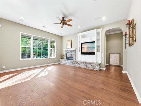 2588  Nixon   Way, Fullerton, CA