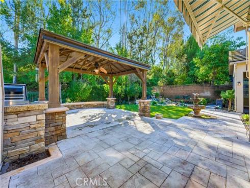 2588  Nixon   Way, Fullerton, CA