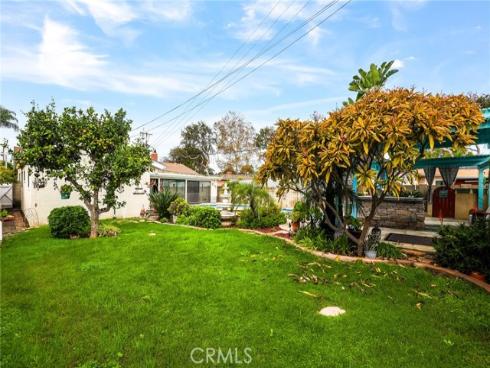 618 N Lincoln  , Fullerton, CA