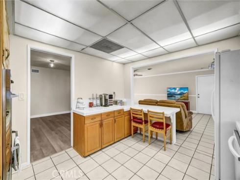 575 N Lincoln Avenue, Fullerton, CA