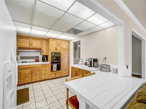 575 N Lincoln Avenue, Fullerton, CA