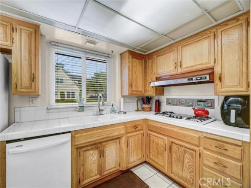 575 N Lincoln Avenue, Fullerton, CA