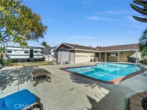 575 N Lincoln Avenue, Fullerton, CA