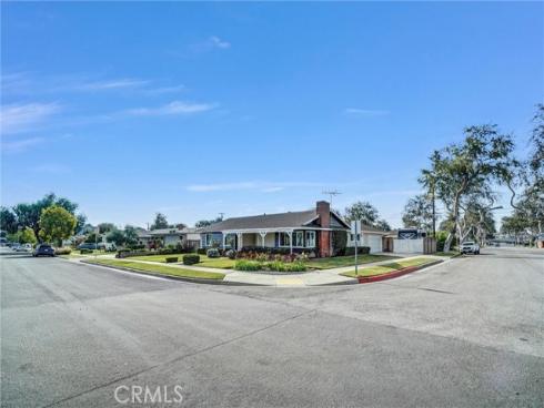 575 N Lincoln Avenue, Fullerton, CA