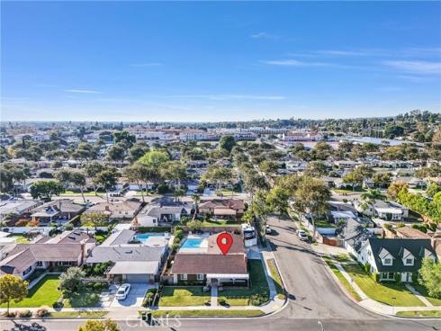 575 N Lincoln Avenue, Fullerton, CA