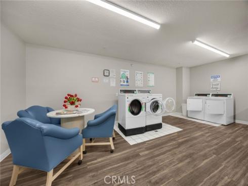 1501  Brea  220  Boulevard, Fullerton, CA