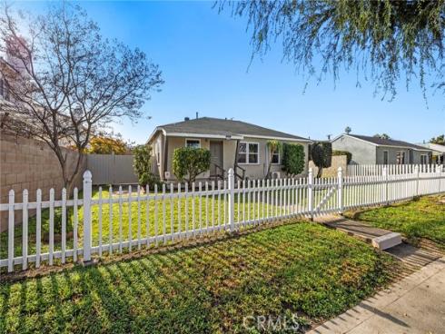 2100 W Valencia   Drive, Fullerton, CA