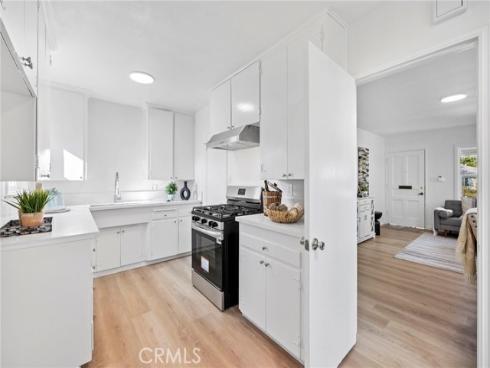 2100 W Valencia   Drive, Fullerton, CA