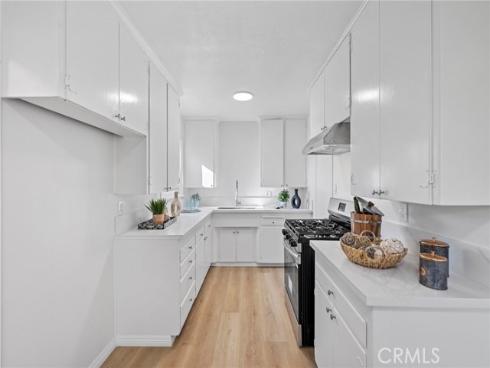 2100 W Valencia   Drive, Fullerton, CA