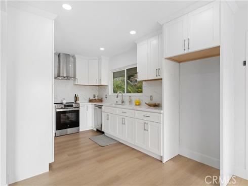 1219 N Raymond   Avenue, Fullerton, CA