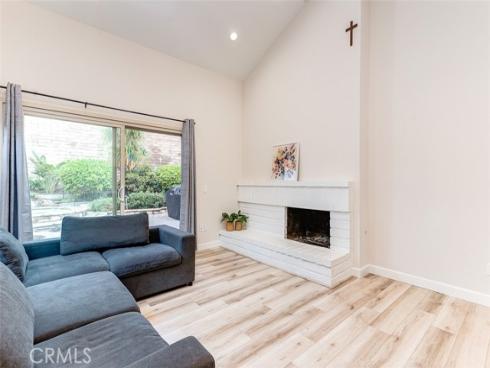 2059  Seaview  , Fullerton, CA