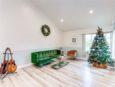 2059  Seaview  , Fullerton, CA