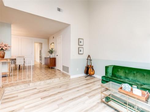 2059  Seaview  , Fullerton, CA