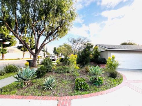 309 N Orange Avenue, Fullerton, CA