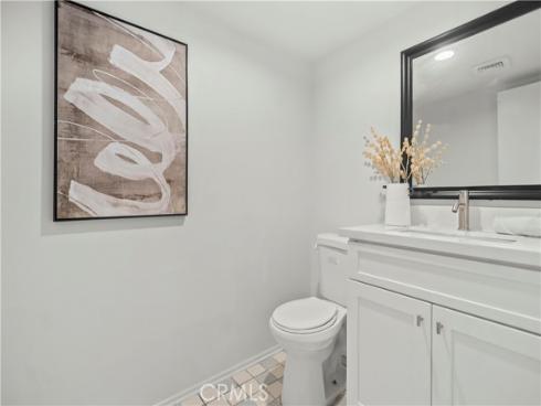 1536  Windsor  , Fullerton, CA