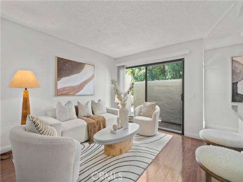 1536  Windsor  , Fullerton, CA