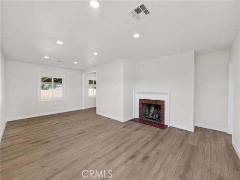 467 W Orangethorpe  , Fullerton, CA