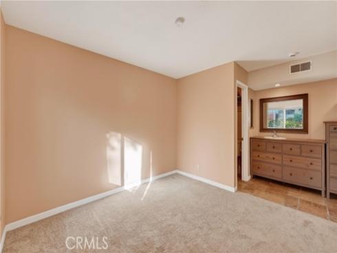 400 N Acacia  D16 , Fullerton, CA