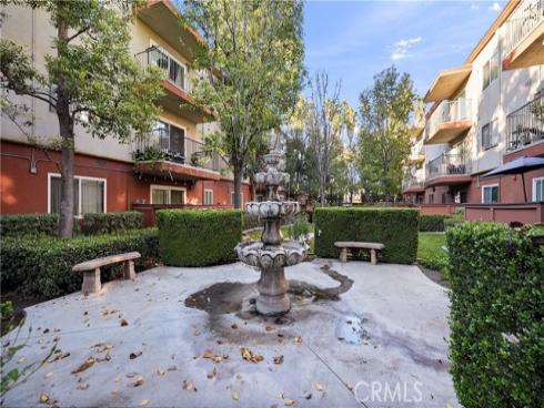 400 N Acacia  D16 , Fullerton, CA