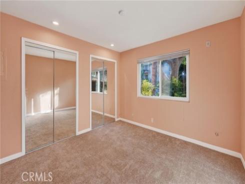 400 N Acacia  D16 , Fullerton, CA