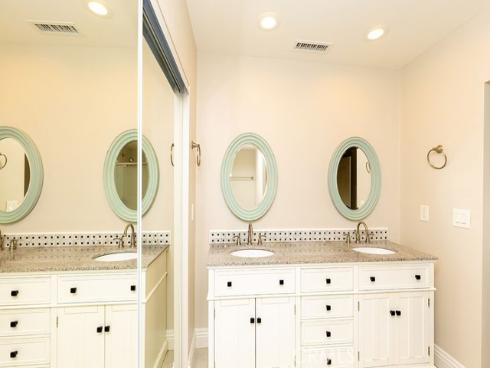 142 W Brookdale  , Fullerton, CA