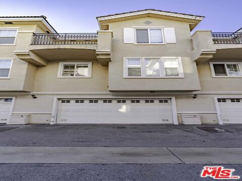 2155  Associated   Road, Fullerton, CA