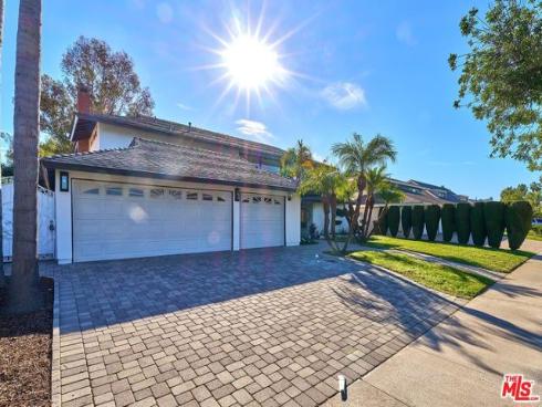 364 Cienaga Drive, Fullerton, CA