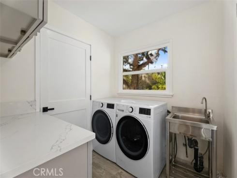 3030  San Juan Dr  , Fullerton, CA