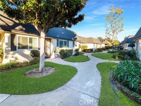 1318  Victoria  B , Fullerton, CA