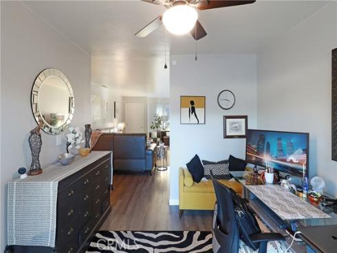 1318  Victoria  B , Fullerton, CA