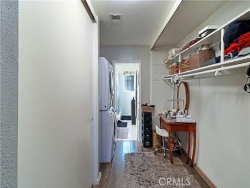 1318  Victoria  B , Fullerton, CA